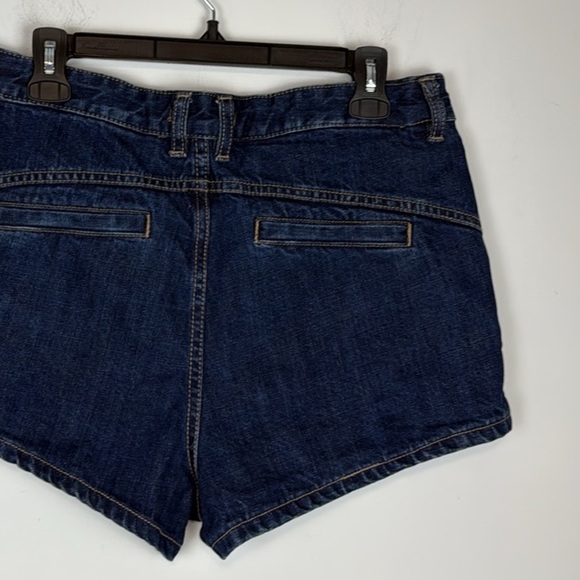 Free People Sweet Surrender Lace Denim Shorts. Size 30. Dark Wash. NWT - Picture 10 of 14